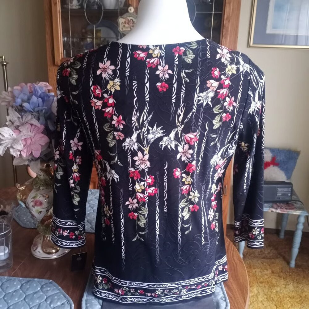 JM Collection Top - Picture 4 of 6